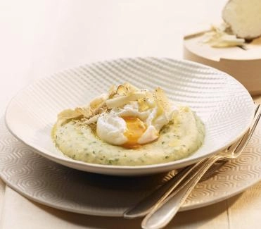 2013-02-kartoffelstock-mit-pochiertem-ei-und-belper-knolle